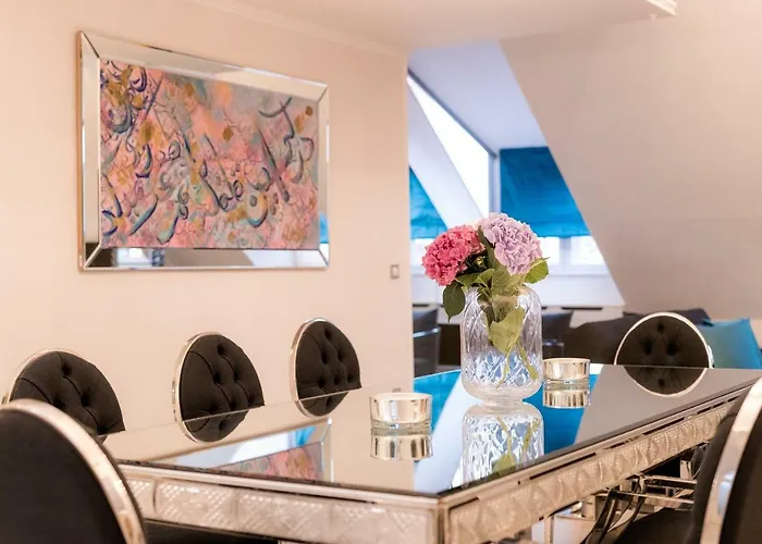 Ab - The Apartment *