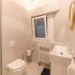 Ab - The Apartman *