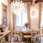 Apartman Ab - The *